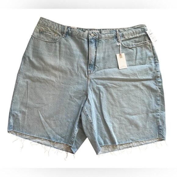 Good American - Women's Bermuda Denim Shorts - Indigo473. Size: 20. NWT. (1852) - Picture 2 of 16